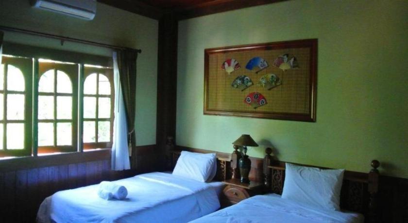 Himawari Restaurant And Cottage Ban Nong Hin  Ngoại thất bức ảnh