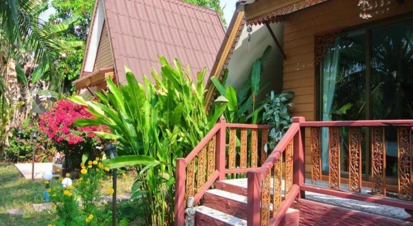 Himawari Restaurant And Cottage Ban Nong Hin  Ngoại thất bức ảnh